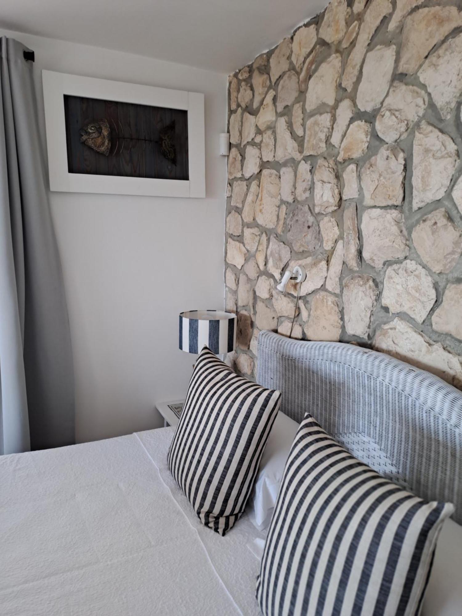 Kleinzee Oceanfront Guesthouse Gansbaai Exterior photo